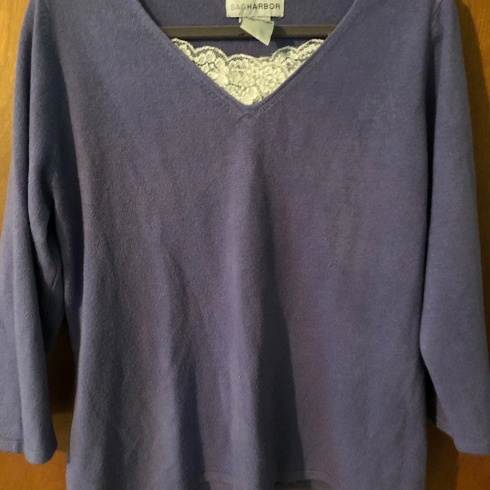 Sweater - Picture 1 of 3
